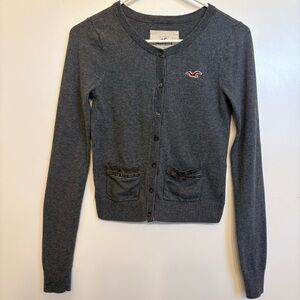 Hollister Women’s Small Gray Long Sleeve Cardigan Velvet Accent Pockets Sweater